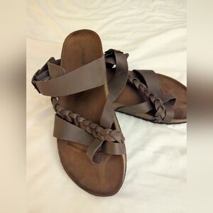 Women's Brown Sonoma Sandals Sz 9.5